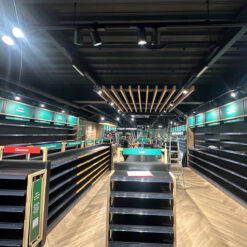 Holland & Barrett - Surbiton