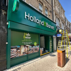 Holland & Barrett - Woolwich